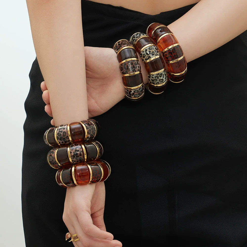 Wholesale Women's Geometric Leopard Print Stainless Steel Resin 18K Gold Plated Bracelet - Image 4