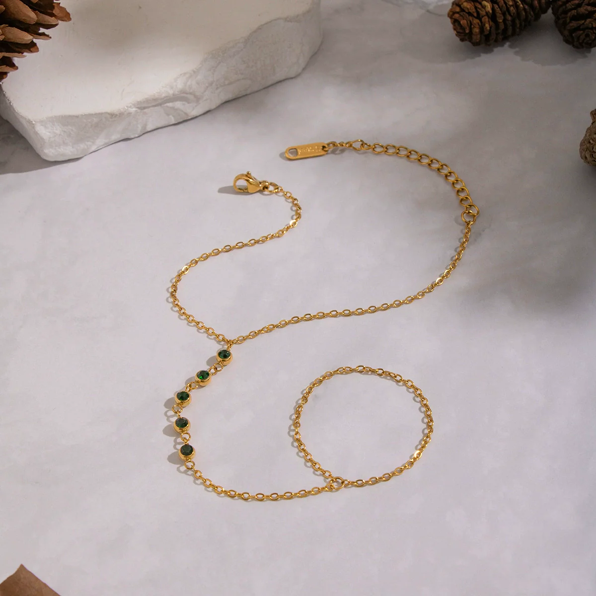 Wholesale Women's Geometric Olive Green Zircon Stainless Steel Real Gold Plated Chain Bracelet