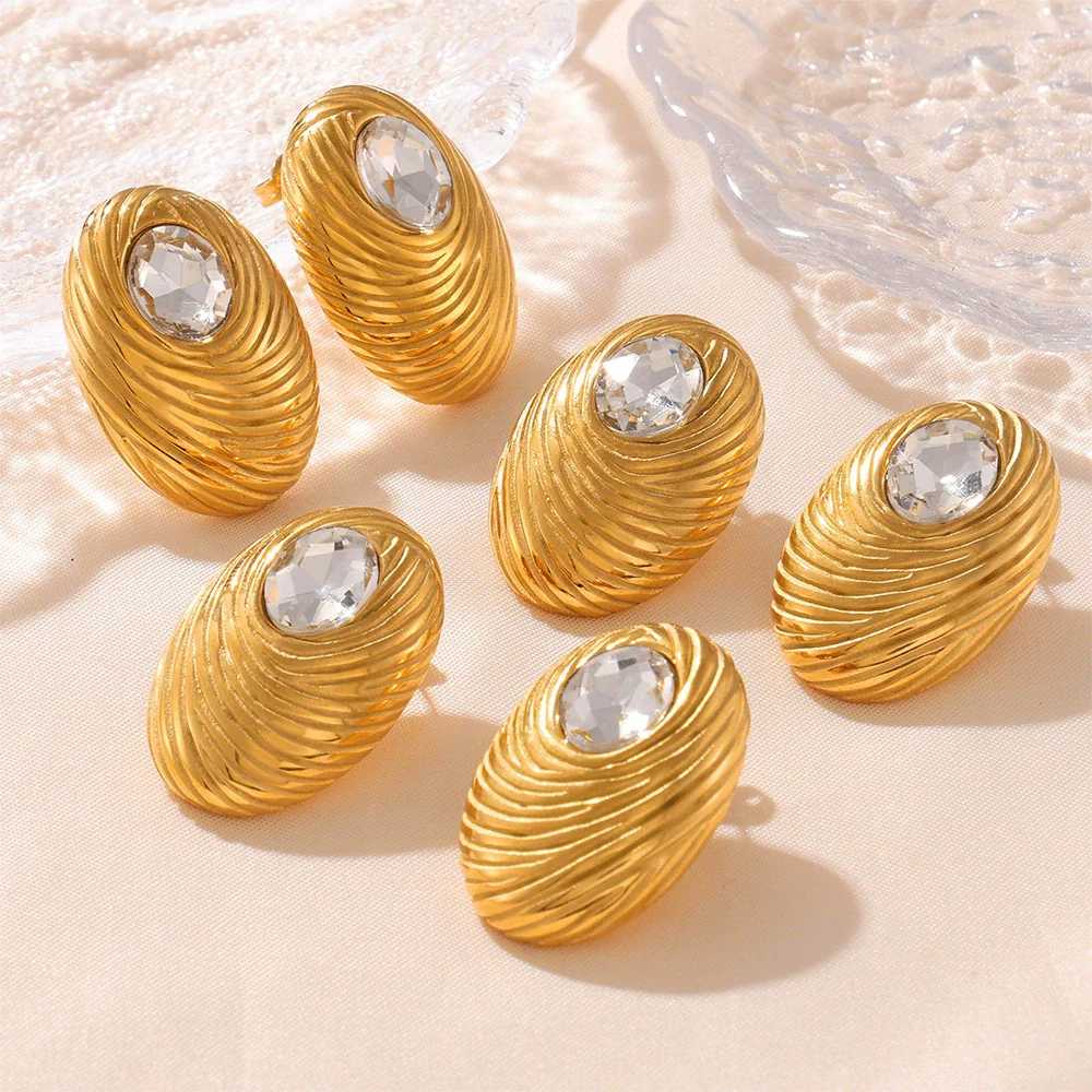 Wholesale Women's Geometric Oval White Glass Stone Earring With Titanium Steel And Pvd Vacuum Gold Plating - Image 4
