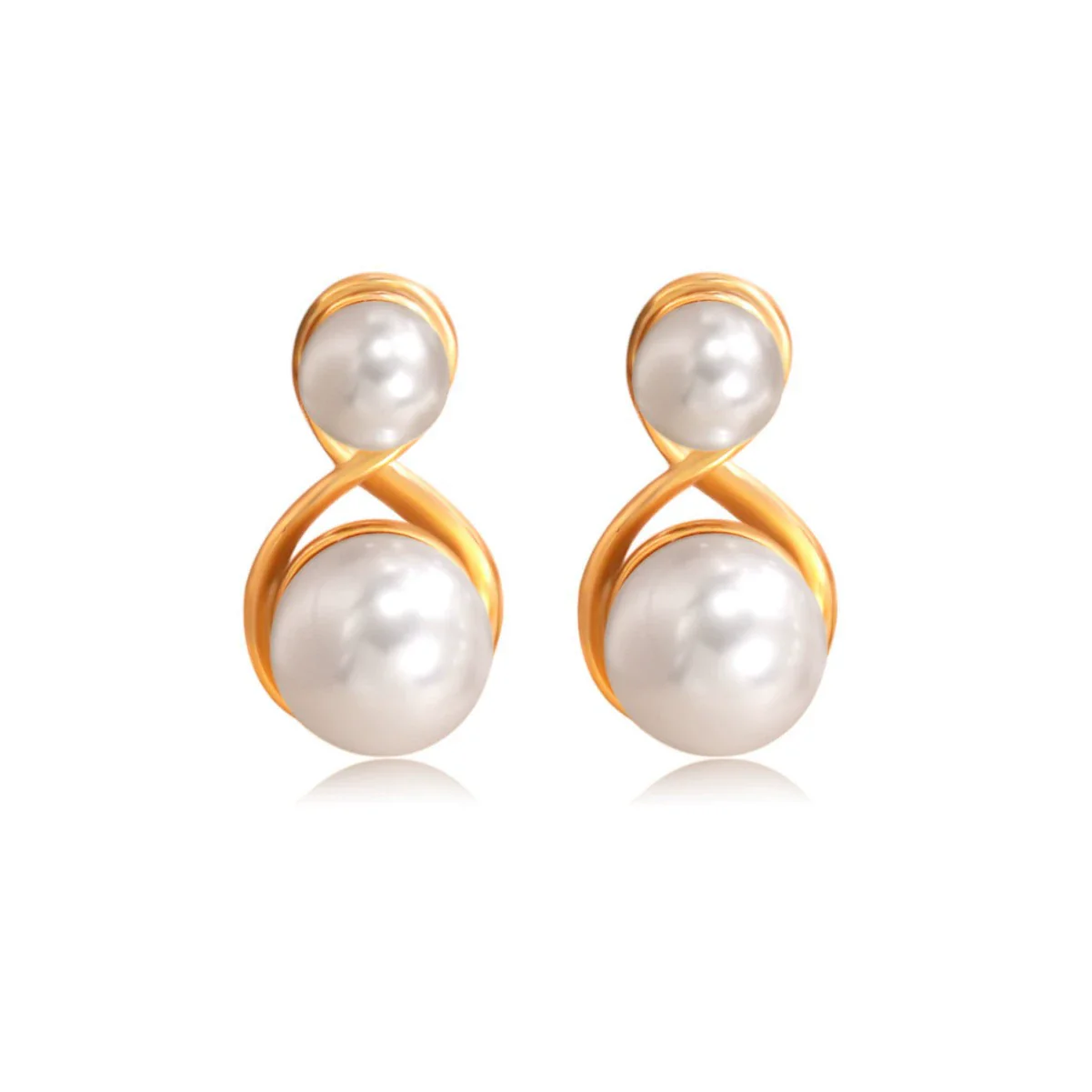 Wholesale Women's Geometric Pearl Goldplated Stainless Steel Earrings Light Luxury Design - Image 5