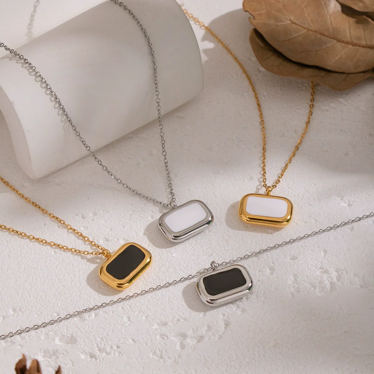Wholesale Women's Geometric Rectangular Oil Drop Sweater Chain Necklace 18K Real Gold Plated Stainless Steel Jewelry Light Luxury Style - Image 4