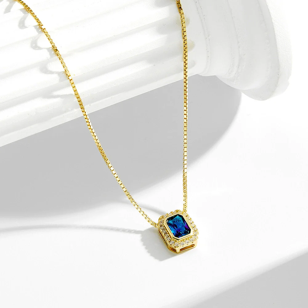 Wholesale Women's Geometric Silver Blue Zircon Square Pendant Necklace With Diamond Design And Cross Chain