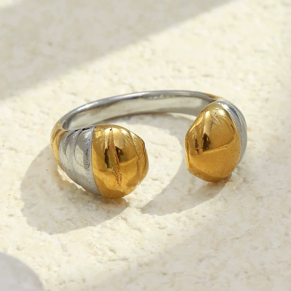 Wholesale Women's Geometric Snake Head Ring Stainless Steel 18K Gold Plated Hand Jewelry
