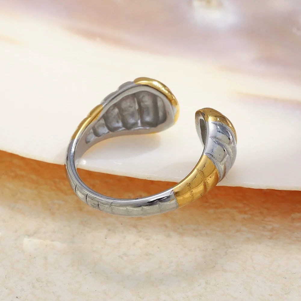 Wholesale Women's Geometric Snake Head Ring Stainless Steel 18K Gold Plated Hand Jewelry - Image 4