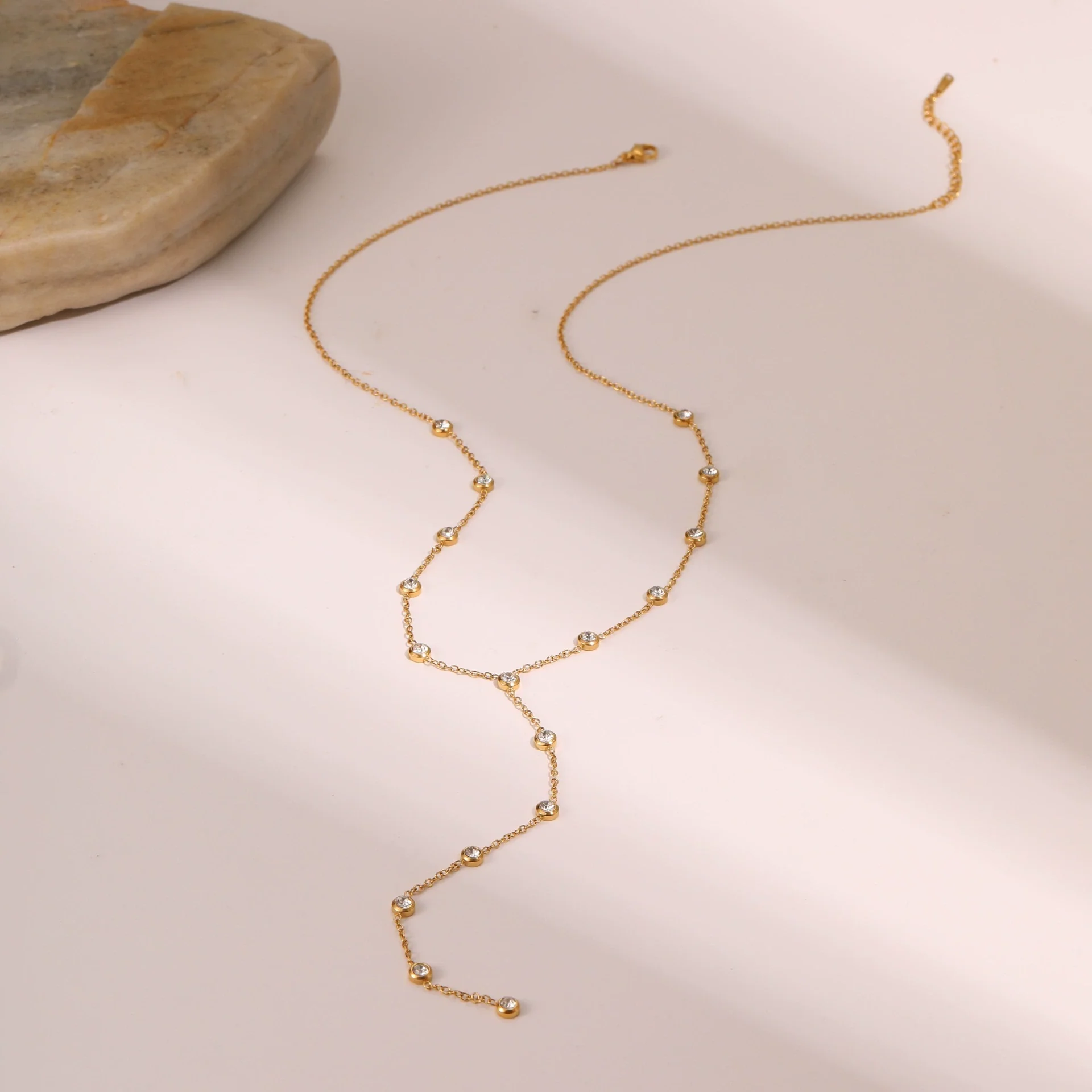 Wholesale Women's Geometric Stainless Steel 18K Electroplated Long Tassel Necklace With Yshaped Regular Chain - Image 3