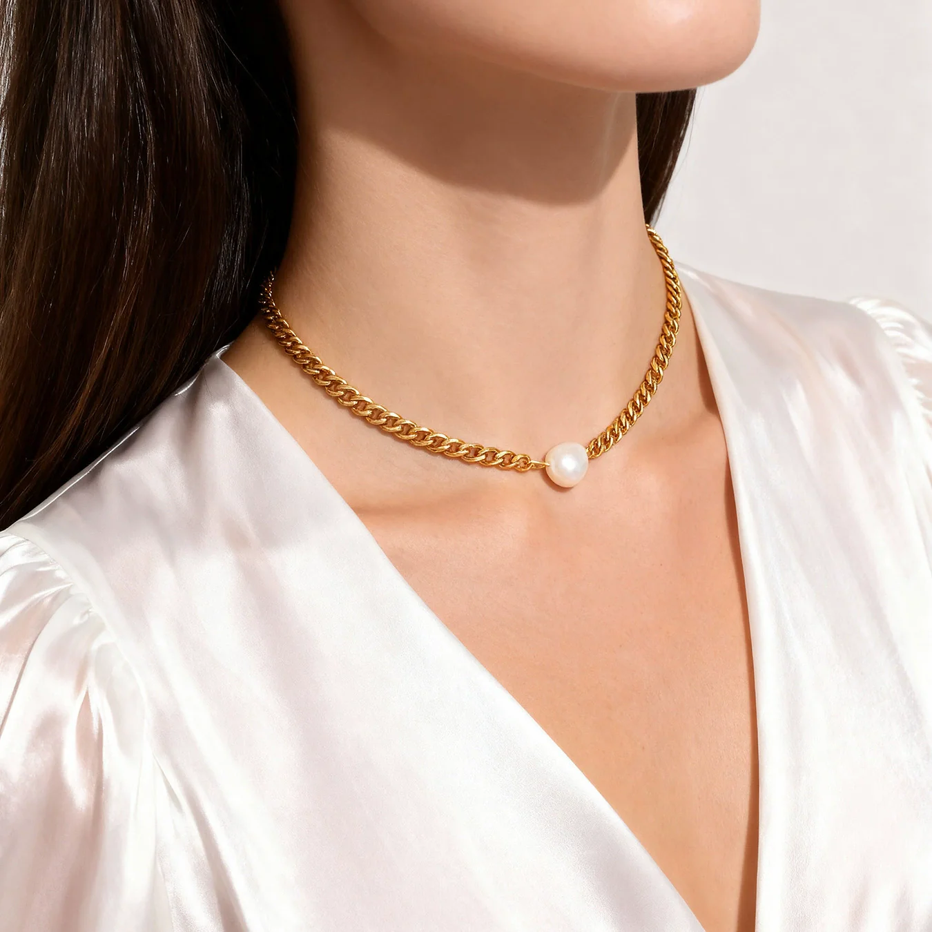 Wholesale Women's Geometric Stainless Steel 18K Gold Plated Necklace Jewelry - Image 2