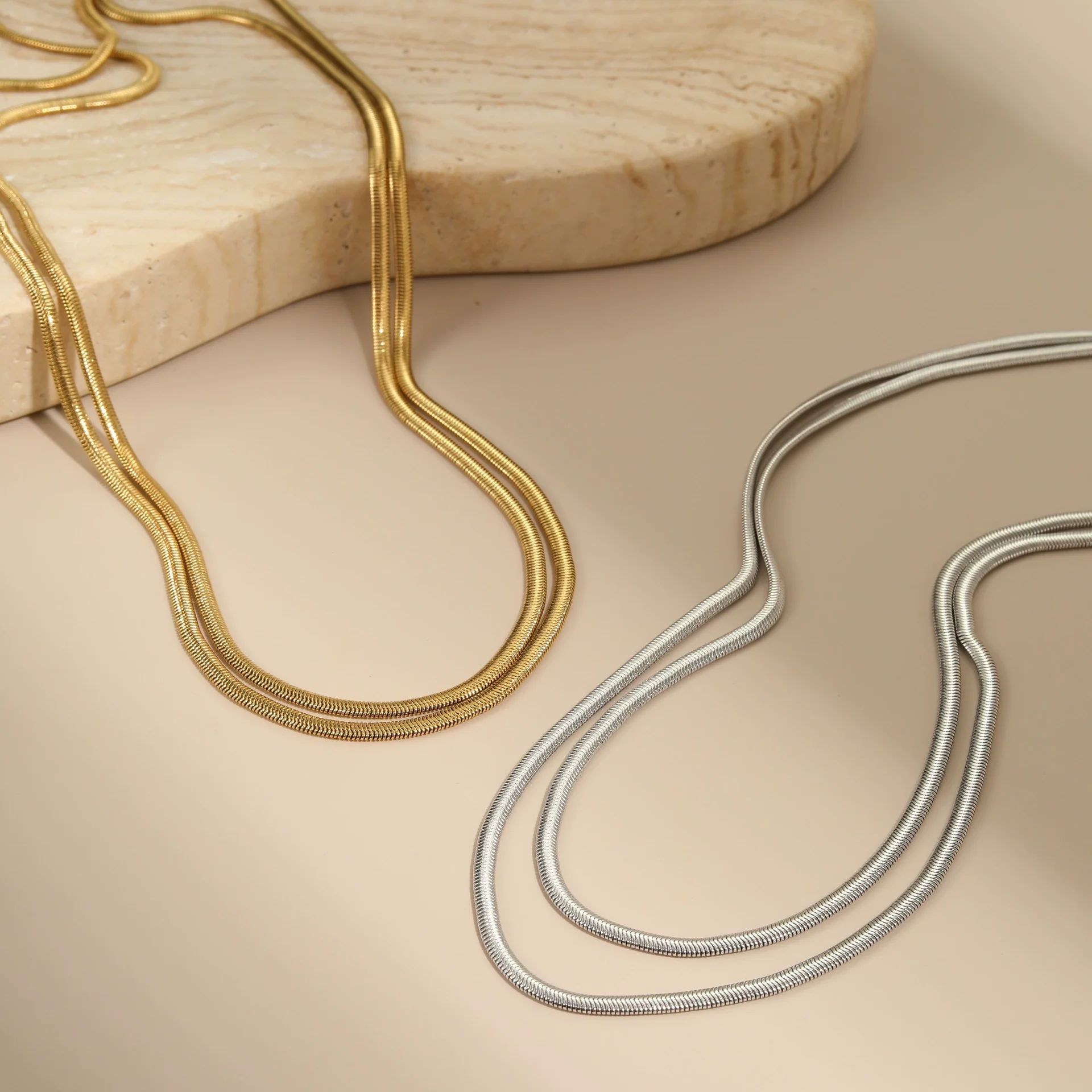 Wholesale Women's Geometric Stainless Steel 18K Gold Plated Snake Bone Chain Necklace - Image 2