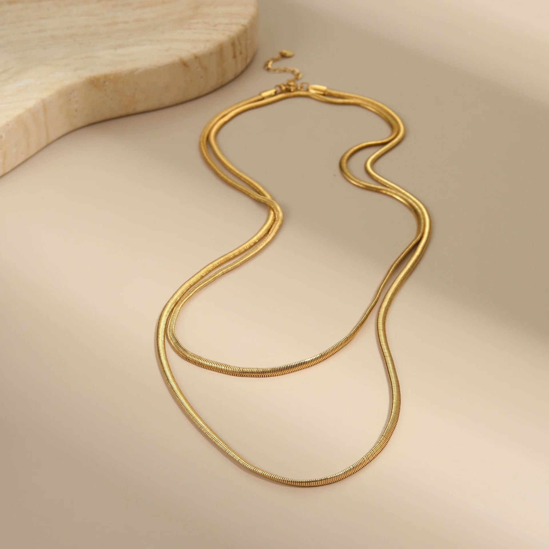 Wholesale Women's Geometric Stainless Steel 18K Gold Plated Snake Bone Chain Necklace - Image 3