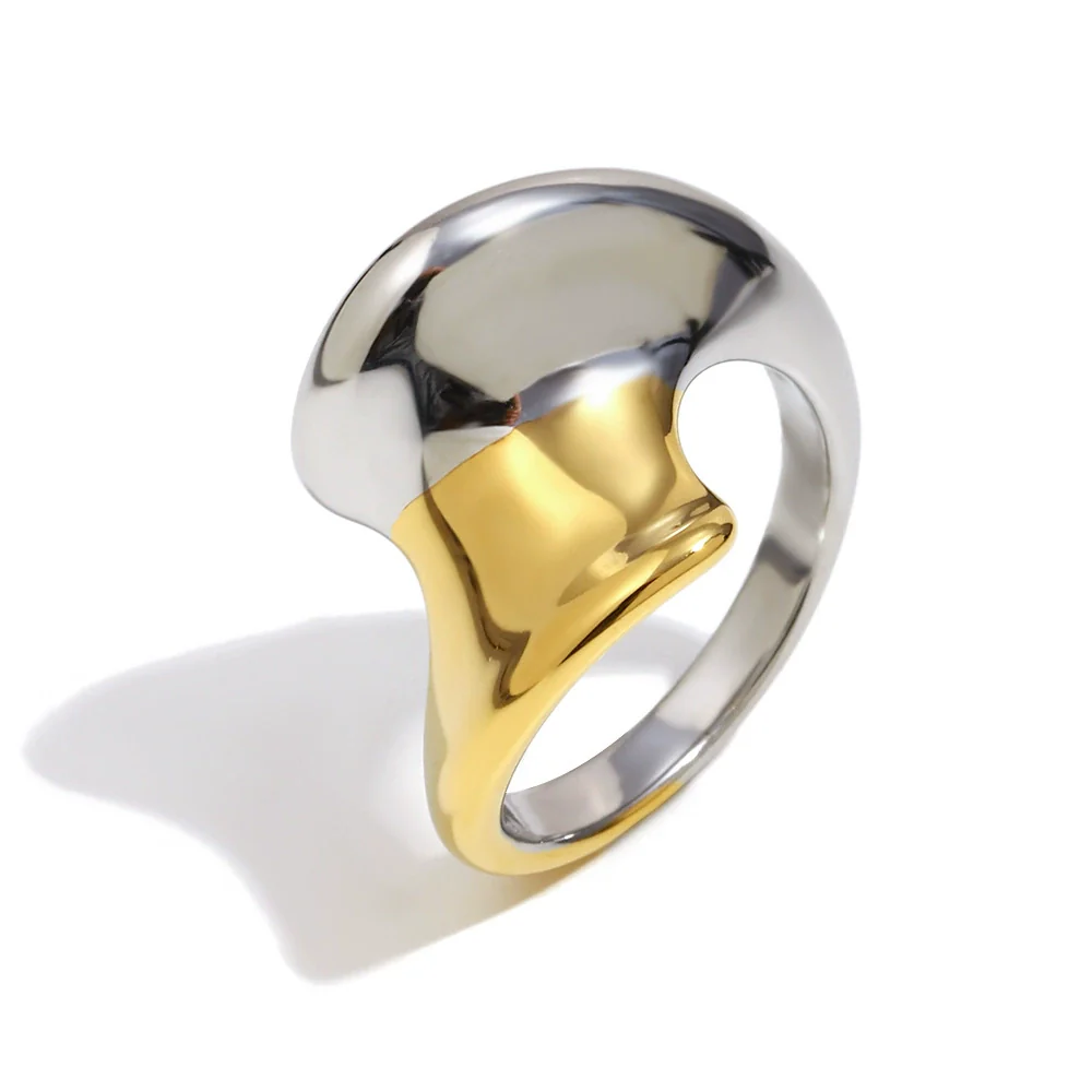 Wholesale Women's Geometric Stainless Steel 18K Gold Plated Twisted Symmetrical Ring Light Luxury Style - Image 5