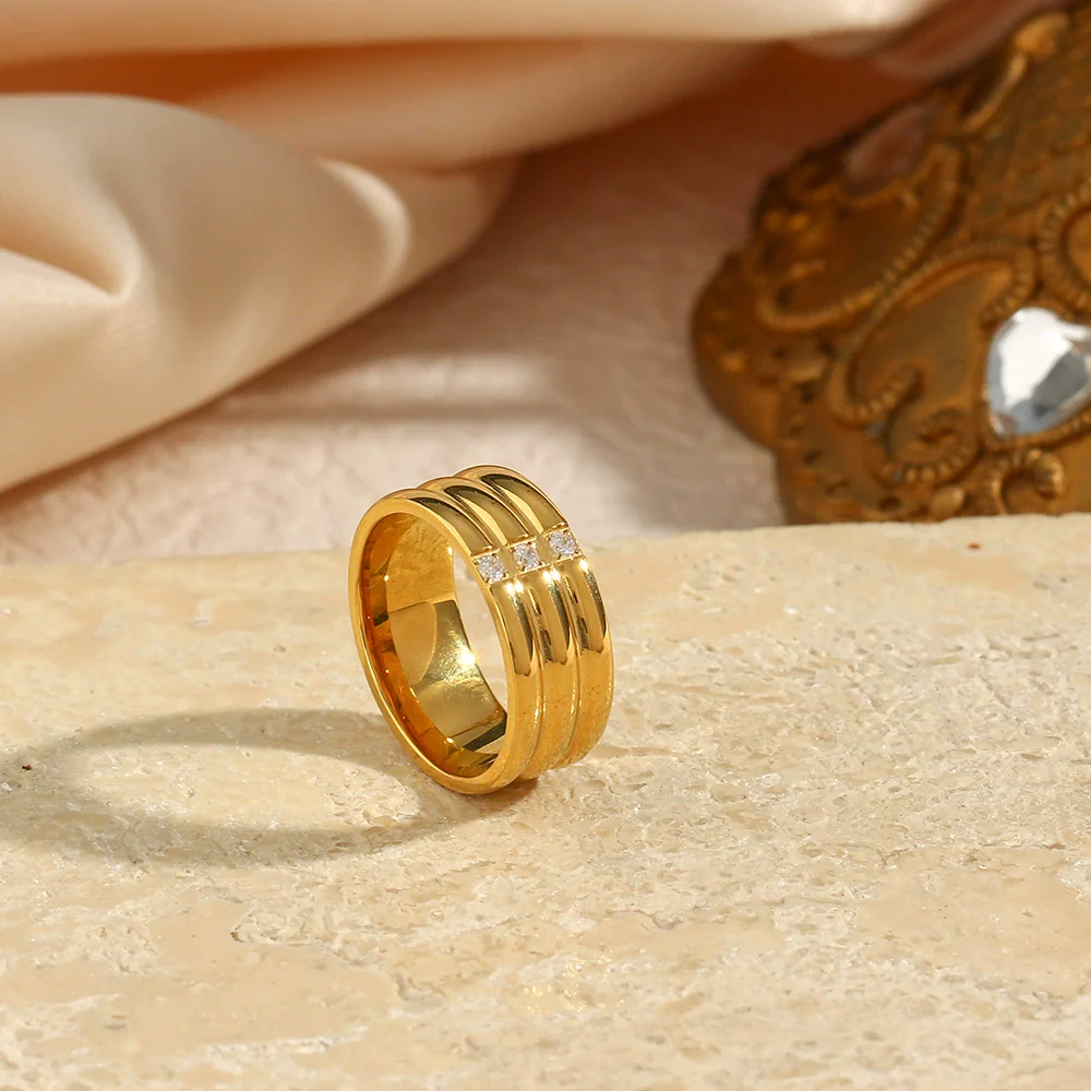 Wholesale Women's Geometric Stainless Steel 18K Goldplated Three Arc Face Three Diamond Ring Jewelry - Image 3