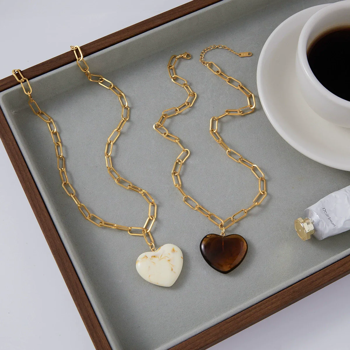 Wholesale Women's Geometric Stainless Steel And Resin Electroplated Pendant Necklace - Image 4