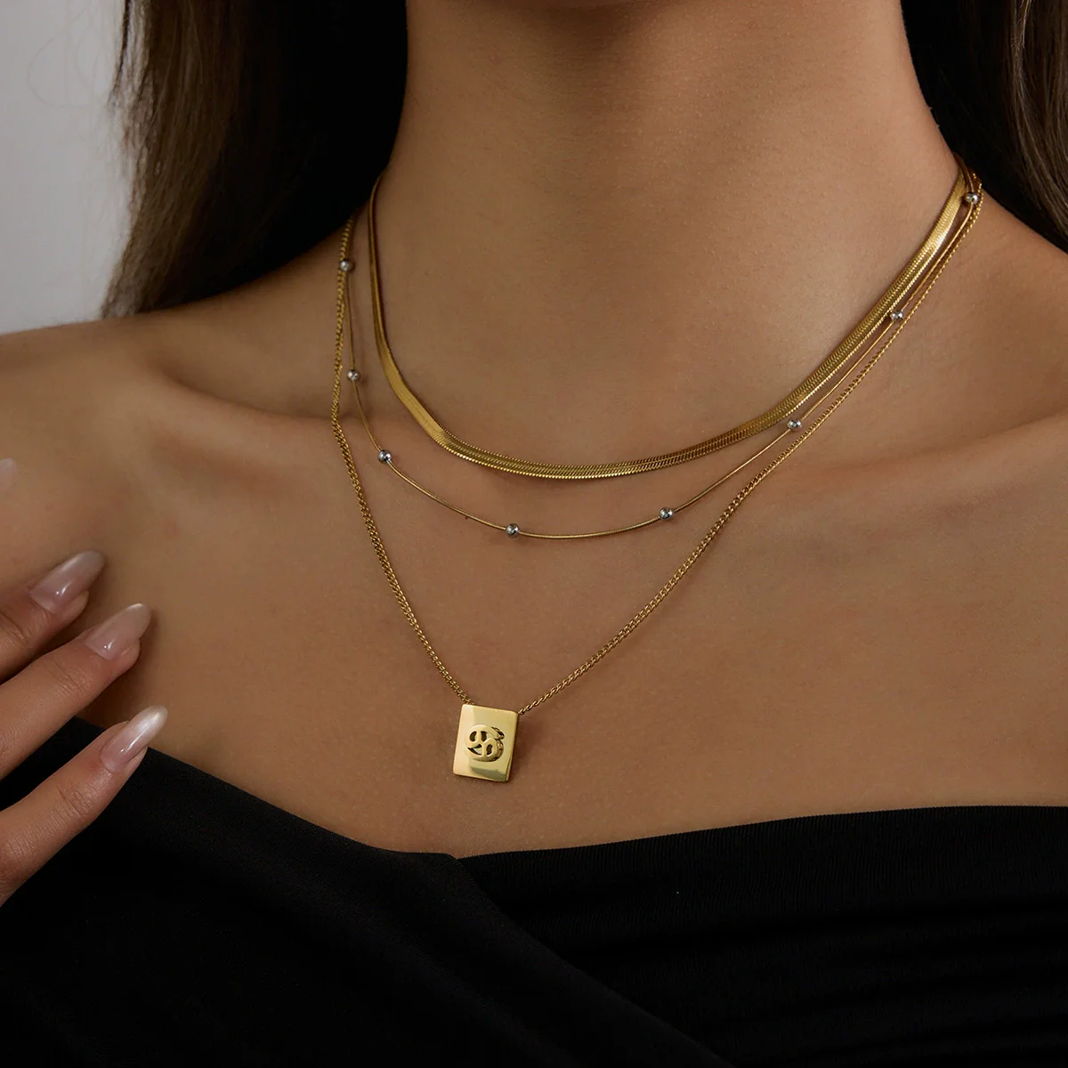 Wholesale Women's Geometric Stainless Steel And Titanium Steel Electroplated Necklace Jewelry - Image 4