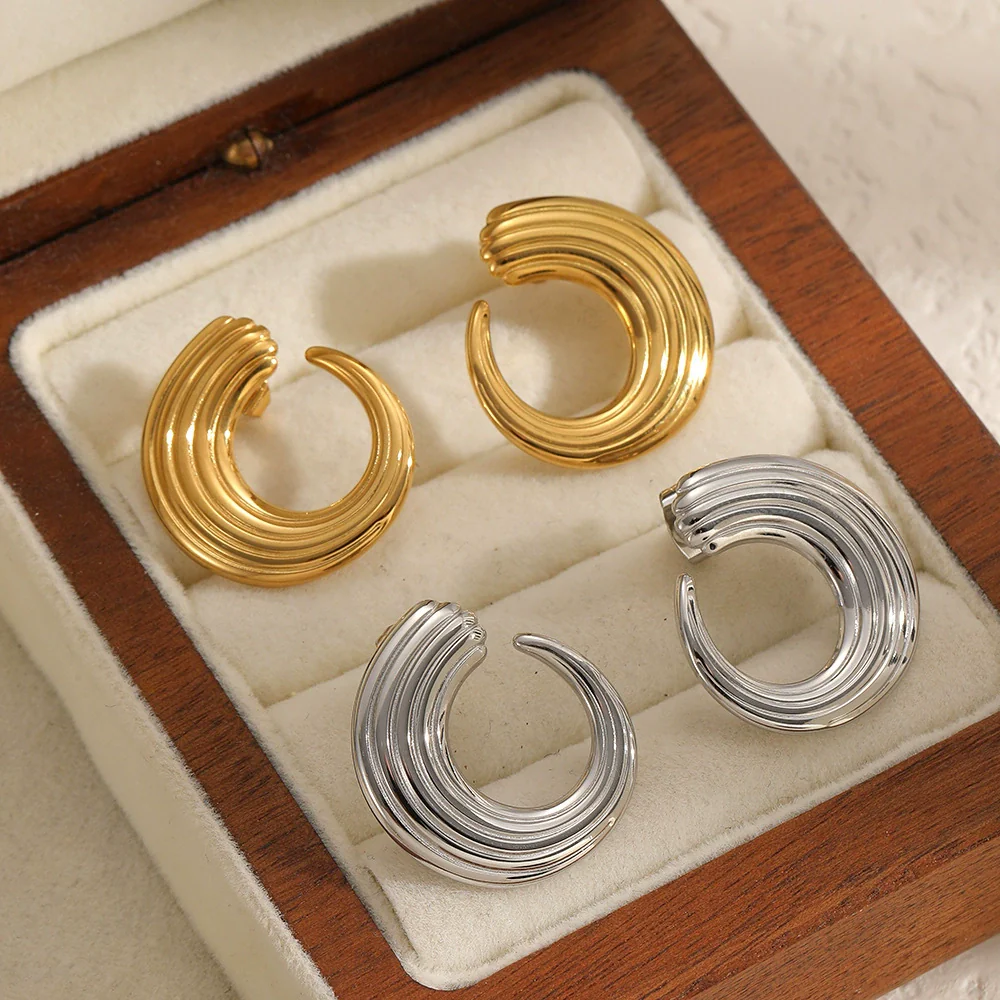 Wholesale Women's Geometric Stainless Steel Earrings With Pvd Furnace Vacuum Real Gold Plating - Image 2