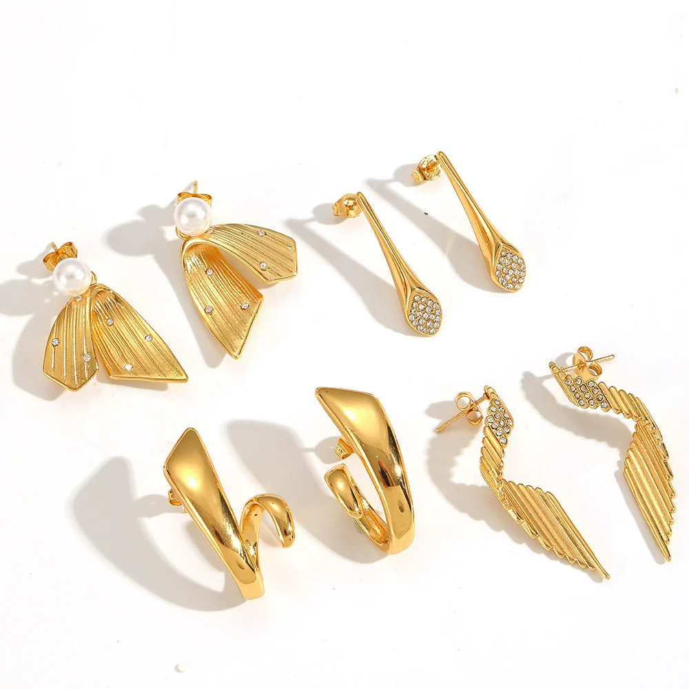 Wholesale Women's Geometric Stainless Steel Earrings With Wing Texture Pvd Furnace Vacuum Real Gold Plating - Image 4