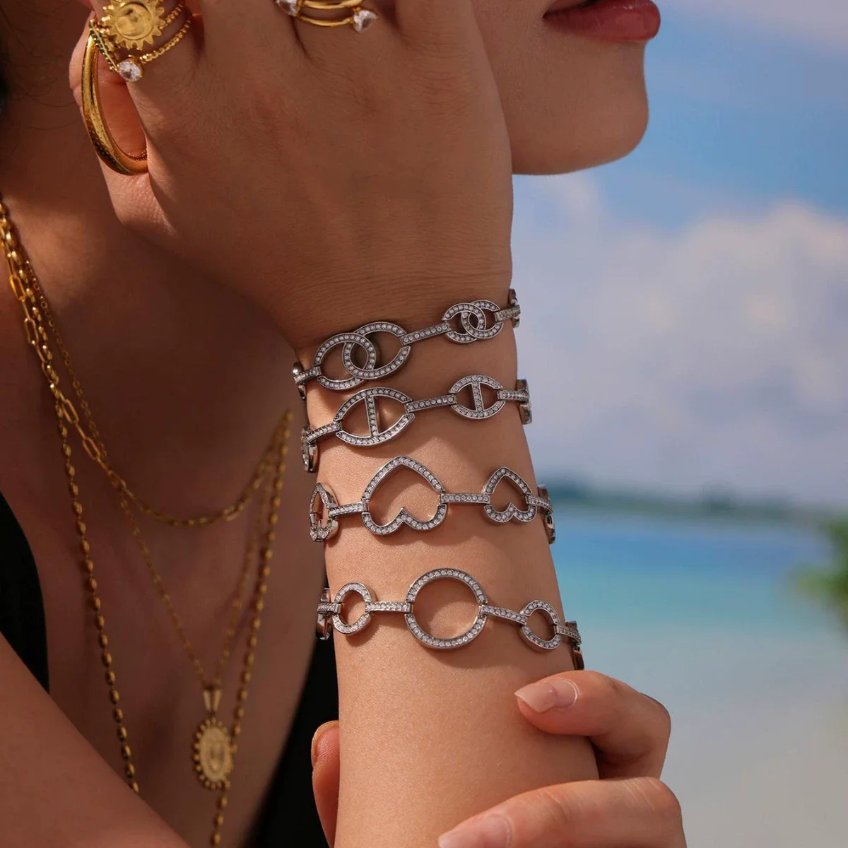 Wholesale Women's Geometric Stainless Steel Electroplated Bracelet Jewelry - Image 2