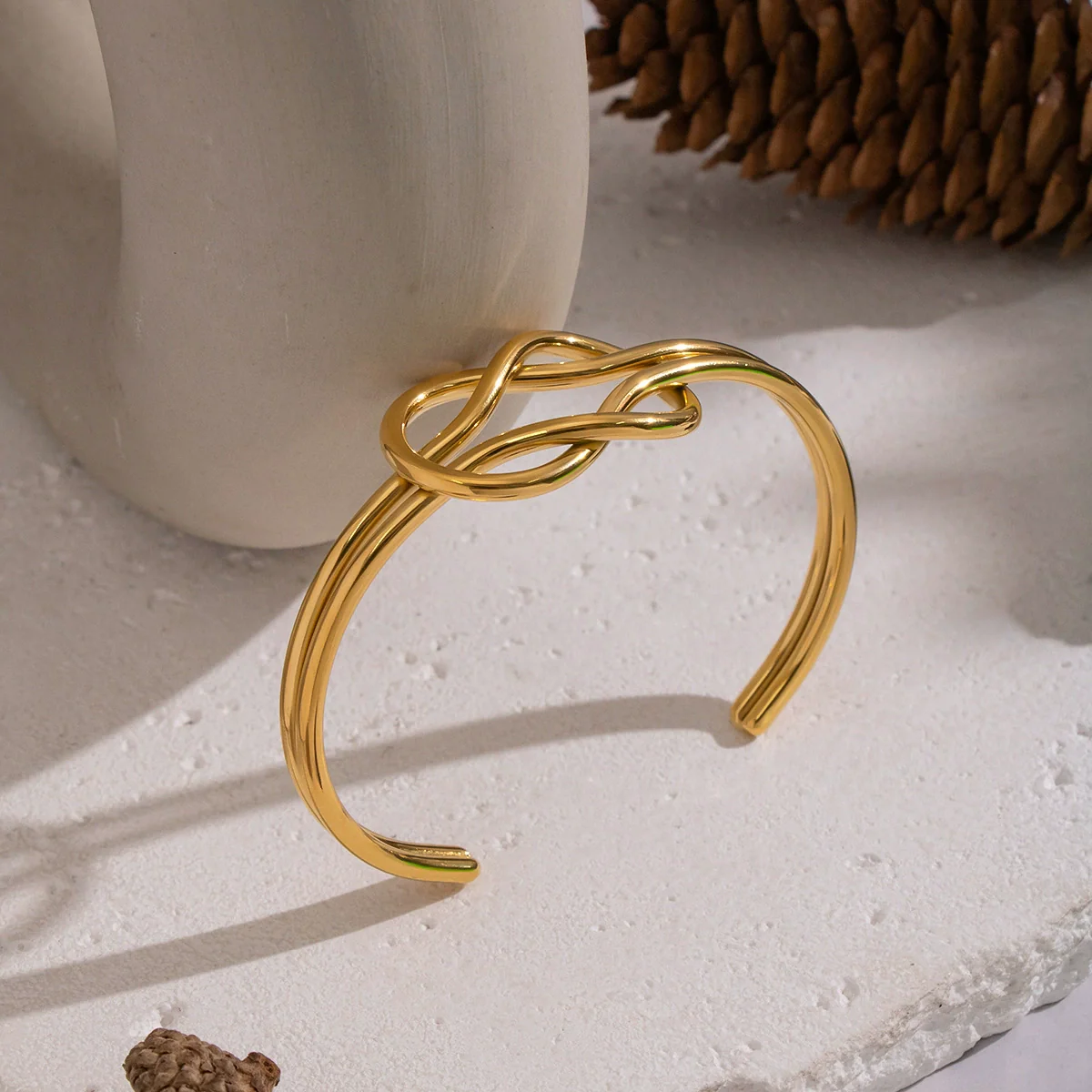 Wholesale Women's Geometric Stainless Steel Electroplated Bracelet Jewelry Accessory - Image 3