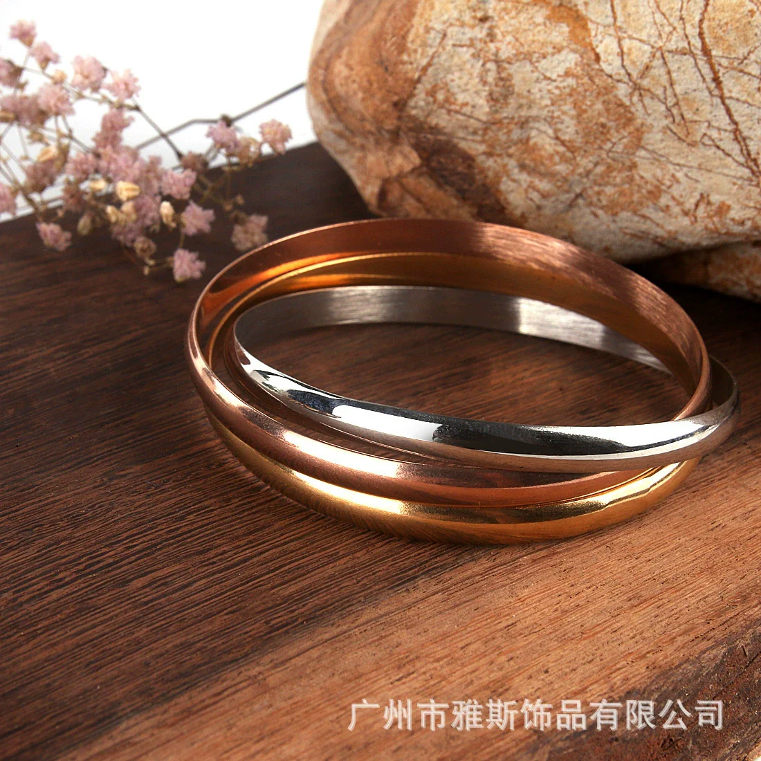 Wholesale Women's Geometric Stainless Steel Electroplated Fashion Bracelet - Image 2