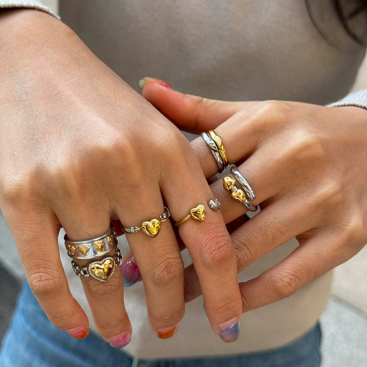 Wholesale Women's Geometric Stainless Steel Electroplated Heart Ring For Couples Accessories - Image 3