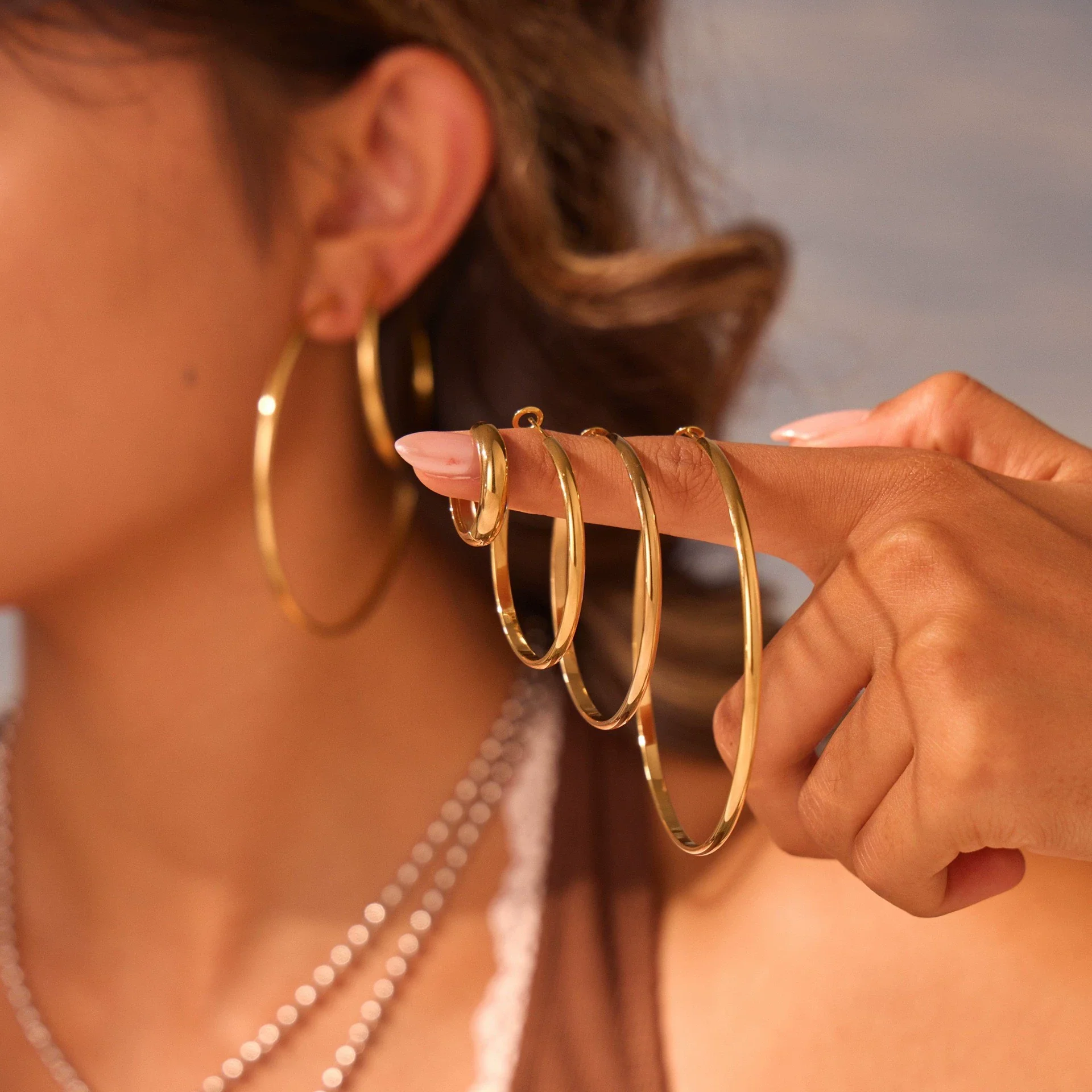 Wholesale Women's Geometric Stainless Steel Electroplated Hoop Earrings In Minimalist Light Luxury Style - Image 3
