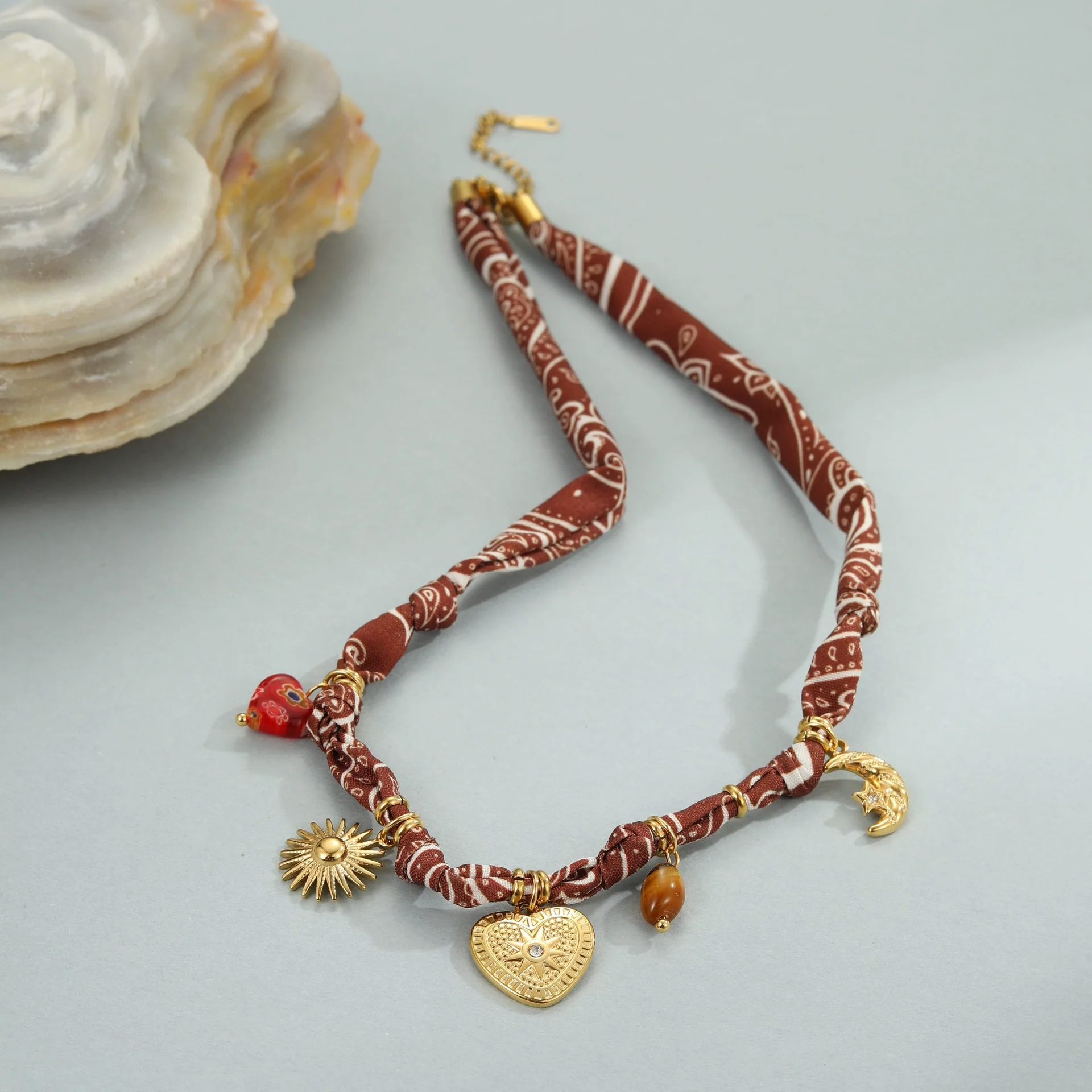 Wholesale Women's Geometric Stainless Steel Electroplated Love Pendant Necklace And Bracelet - Image 2