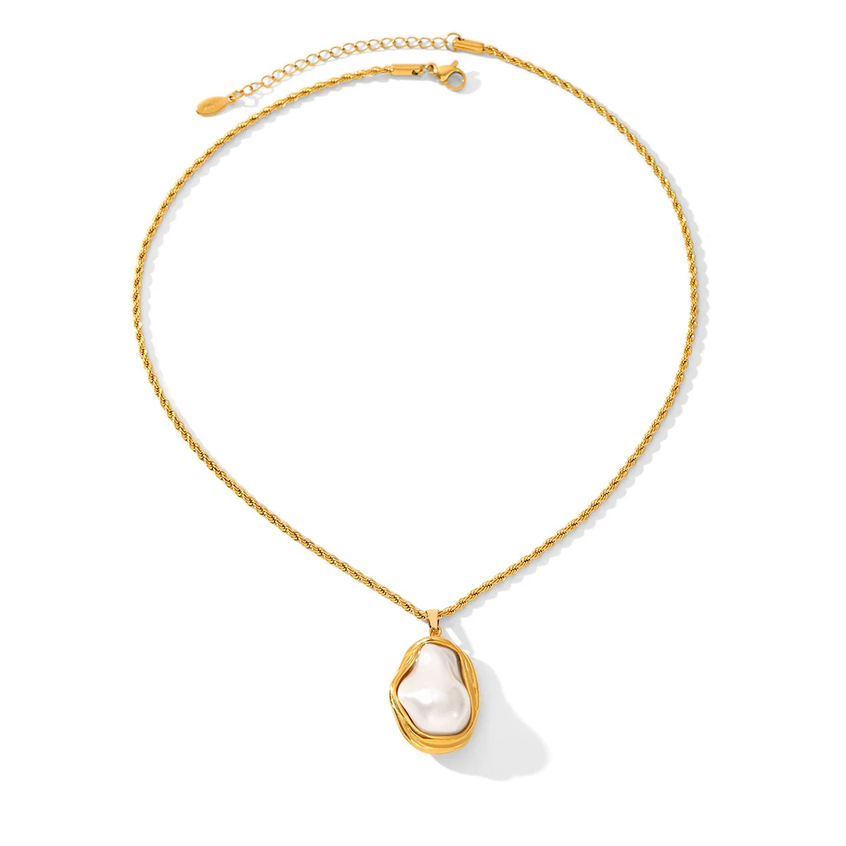 Wholesale Women's Geometric Stainless Steel Electroplated Pendant Necklace With Twist Chain - Image 5