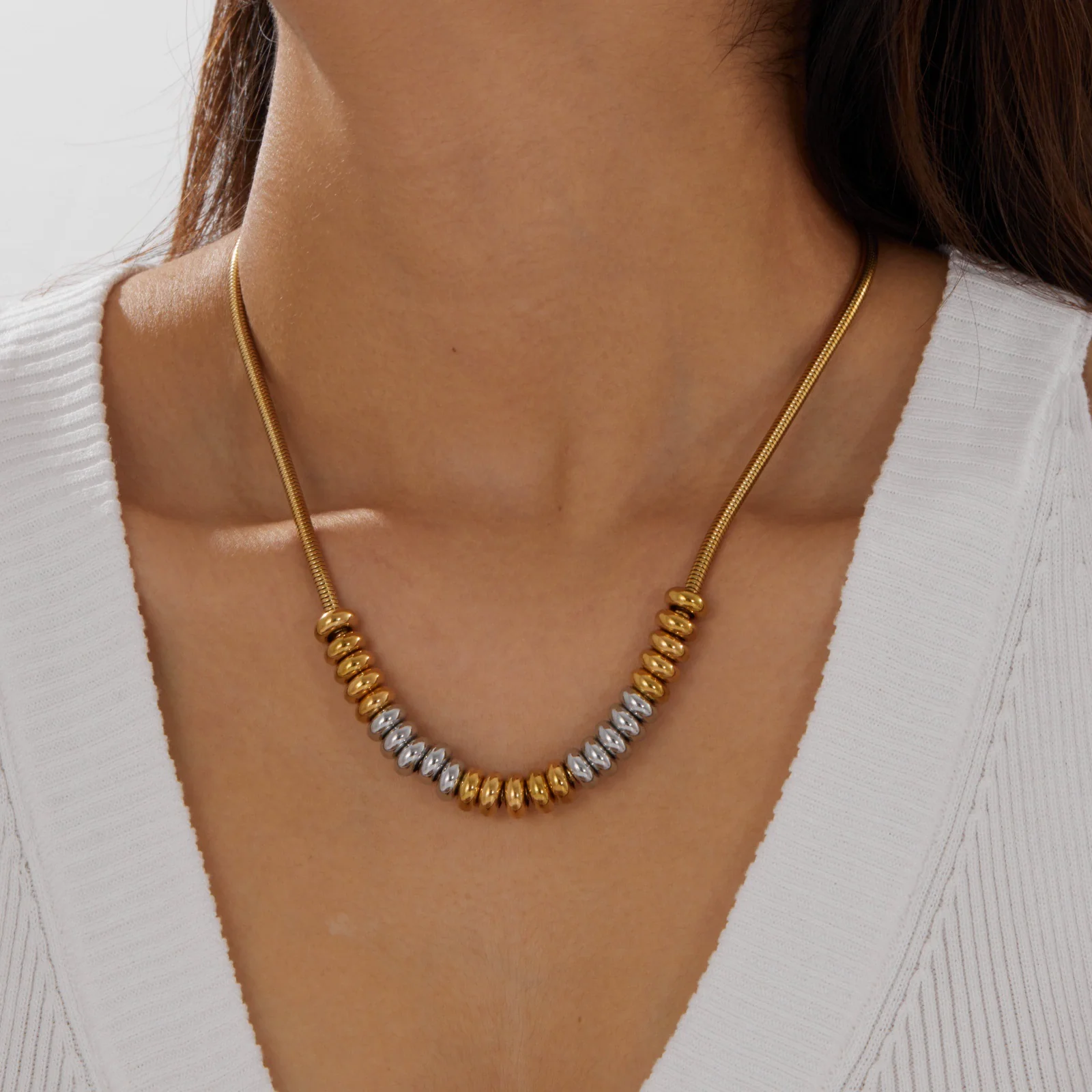 Wholesale Women's Geometric Stainless Steel Gold Plated Snake Chain Necklace Punk Minimalist Style - Image 2