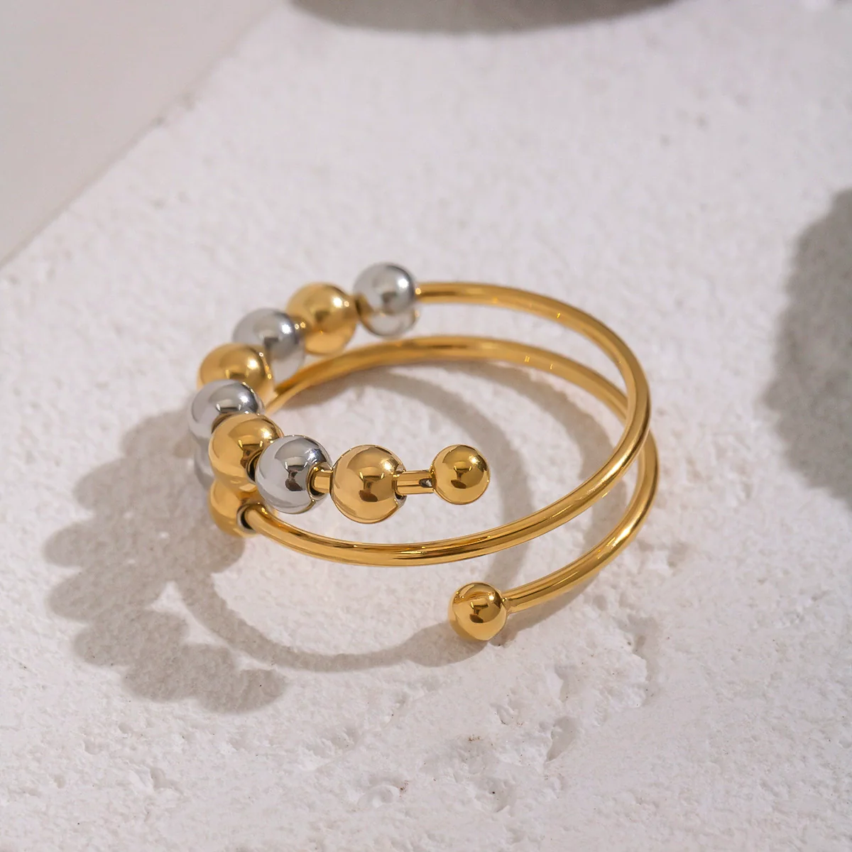 Wholesale Women's Geometric Stainless Steel Open Ring With Pvd Furnace Vacuum Real Gold Plating - Image 4