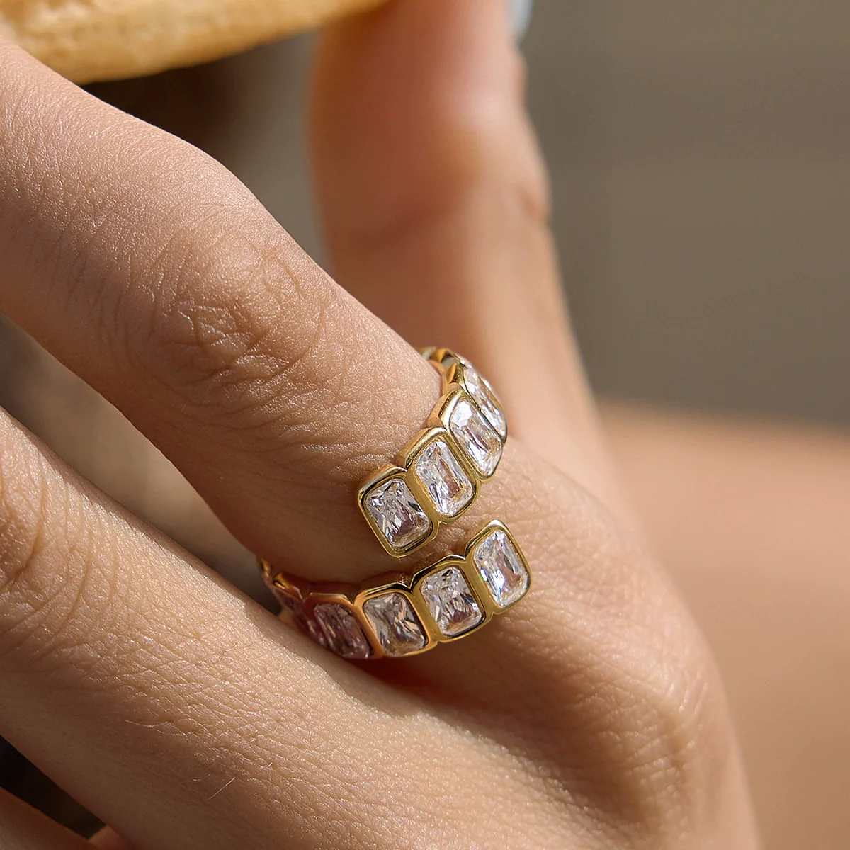 Wholesale Women's Geometric Stainless Steel Ring With Pvd Furnace Vacuum Real Gold Plating - Image 2