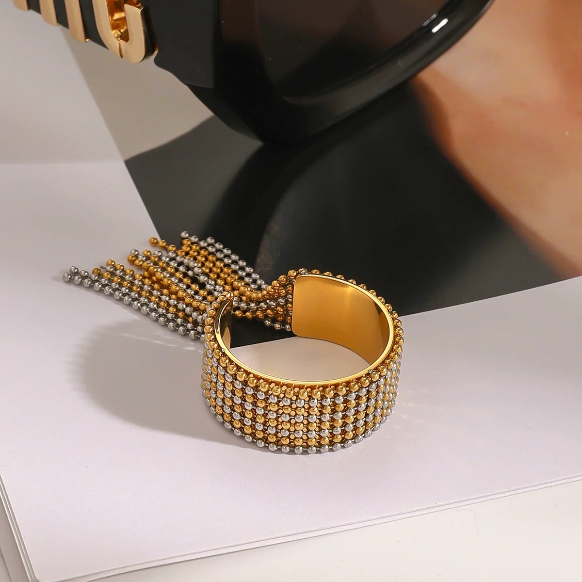 Wholesale Women's Geometric Stainless Steel Tassel Opening Ring With Electroplating - Image 3