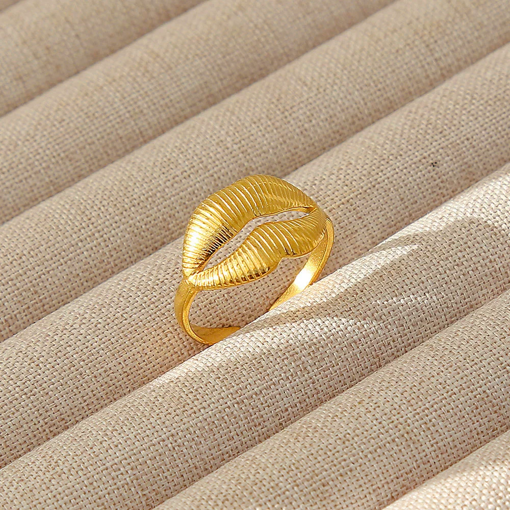 Wholesale Women's Geometric Stainless Steel Titanium Steel Ring With Geometric Plants And Flowers Pattern 18K Gold Electroplated Ins Style - Image 17