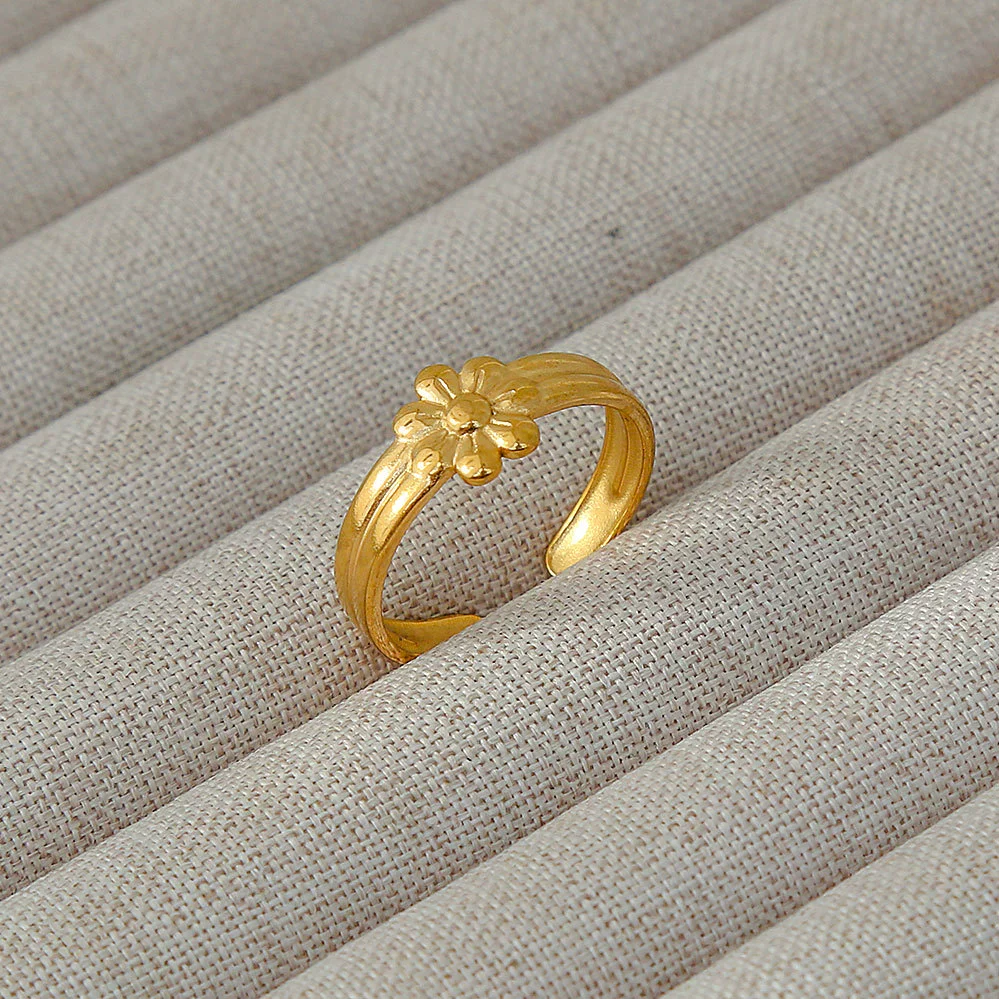 Wholesale Women's Geometric Stainless Steel Titanium Steel Ring With Geometric Plants And Flowers Pattern 18K Gold Electroplated Ins Style - Image 39