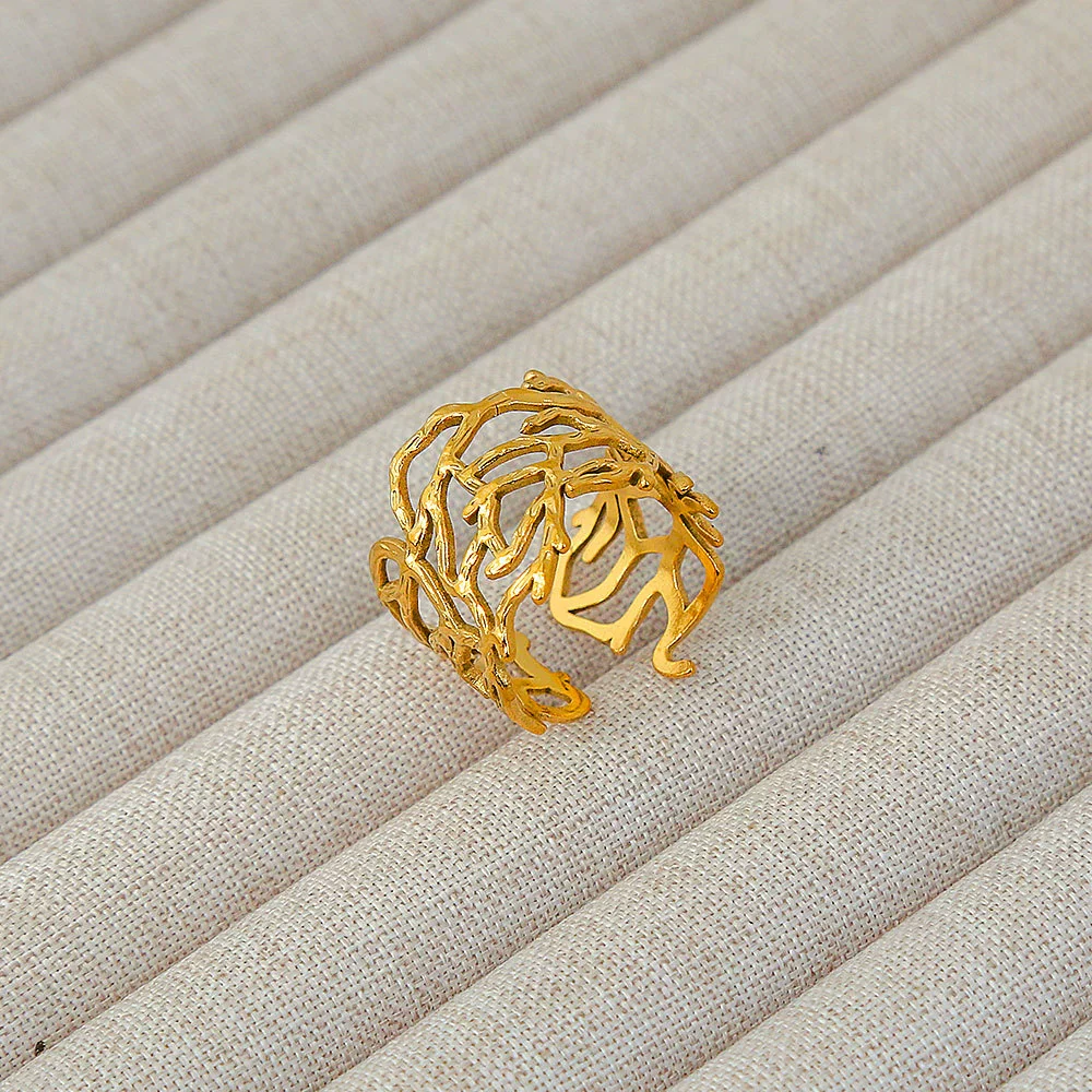 Wholesale Women's Geometric Stainless Steel Titanium Steel Ring With Geometric Plants And Flowers Pattern 18K Gold Electroplated Ins Style - Image 54