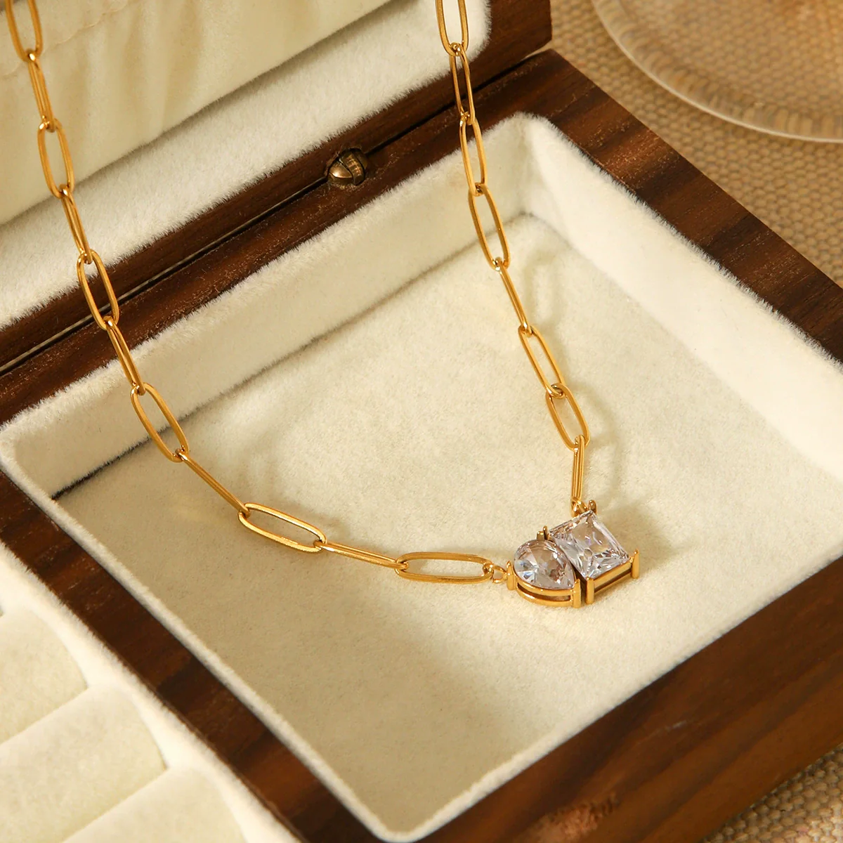 Wholesale Women's Geometric Stainless Steel Zircon Cross Chain Necklace With Electroplating - Image 4