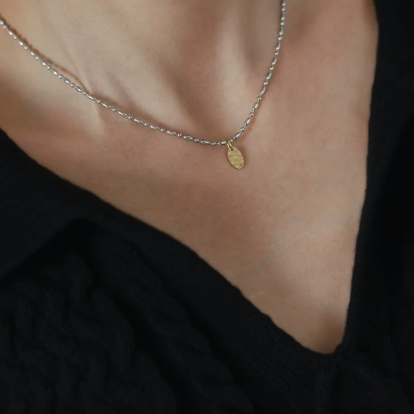 Wholesale Women's Geometric Titanium Steel Bead Chain Necklace With Electroplating Old Money Style Design - Image 3