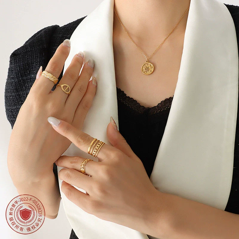 Wholesale Women's Geometric Titanium Steel Gold Plated Mixed Gem Inlay Pendant Necklace - Image 3