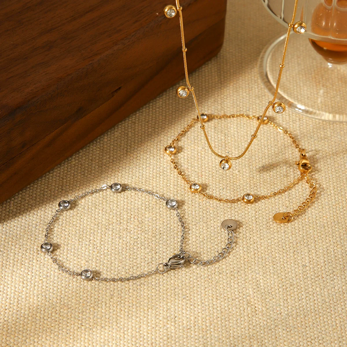 Wholesale Women's Geometric Zircon Stainless Steel Bracelet Fashion Jewelry - Image 4