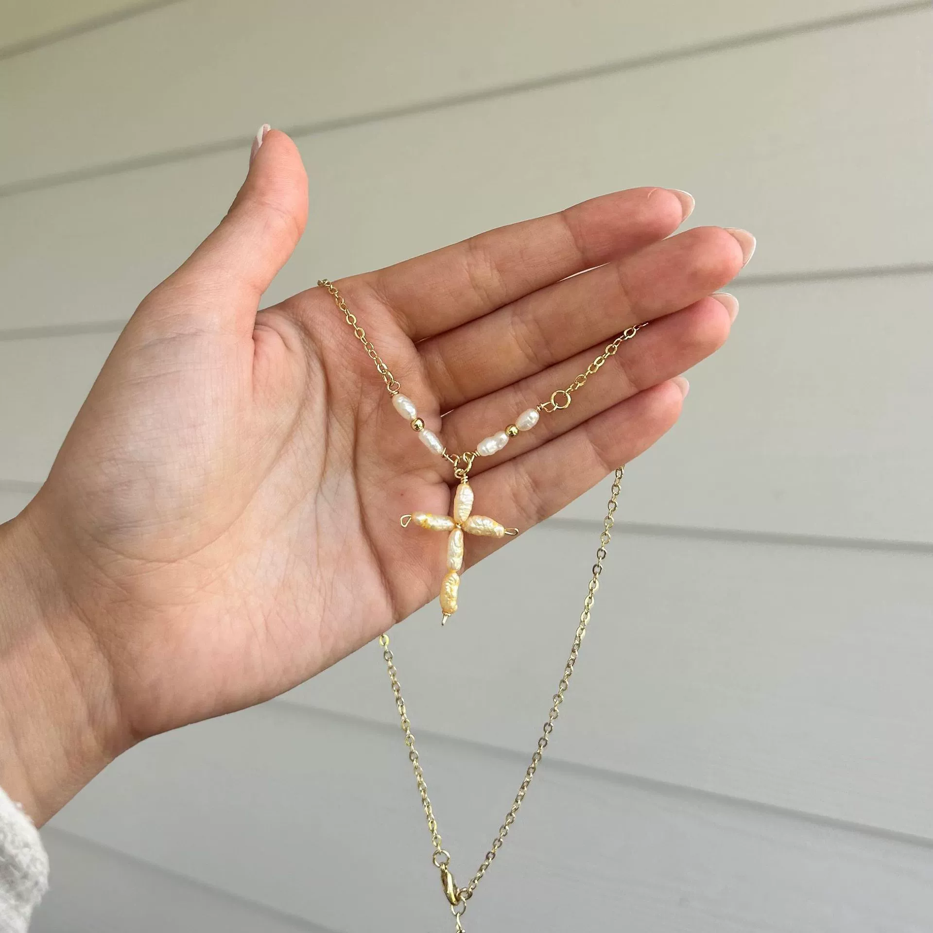 Wholesale Women's Gold Electroplated Stainless Steel Pearl Cross Pendant Necklace - Image 4