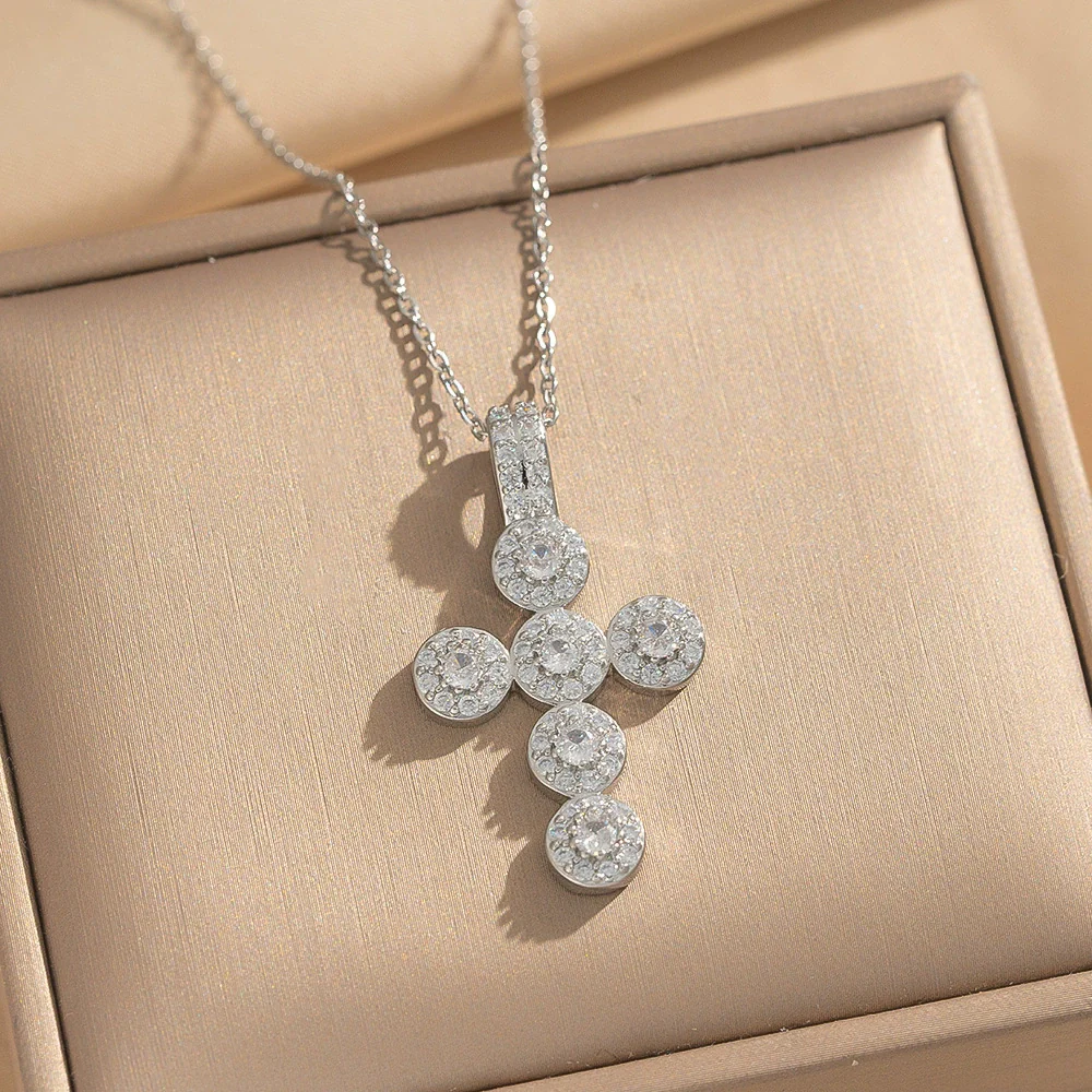Wholesale Women's Gold Plated Geometric Cross Necklace With Green Zircon Inlay In Copper And Titanium Steel - Image 3