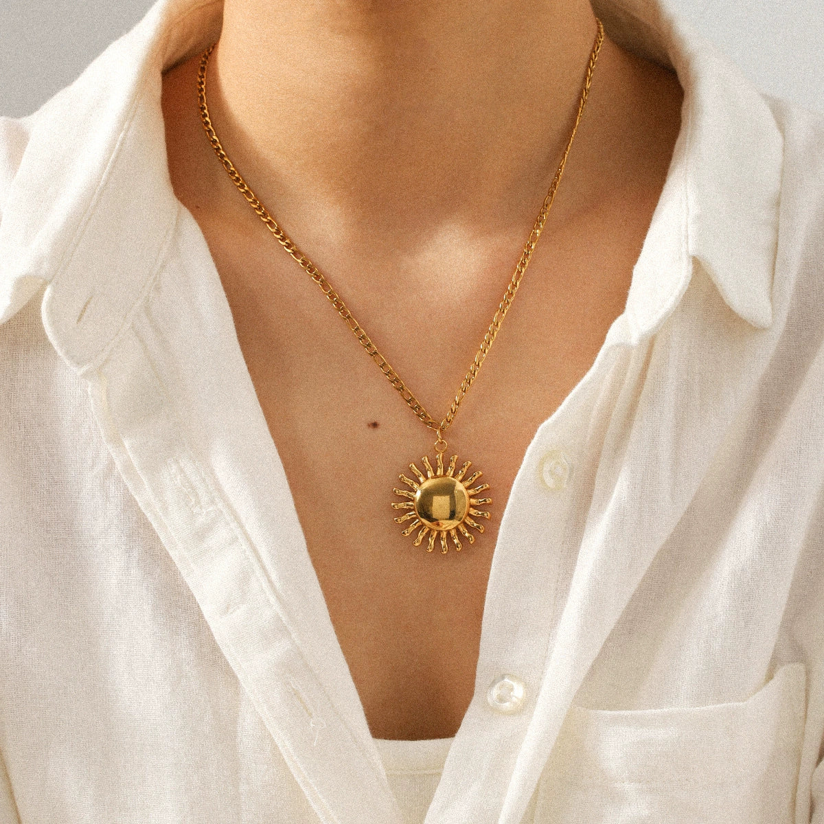 Wholesale Women's Gold Plated Stainless Steel Geometric Figaro Chain Pendant Necklace In Ins Minimalist Style - Image 3