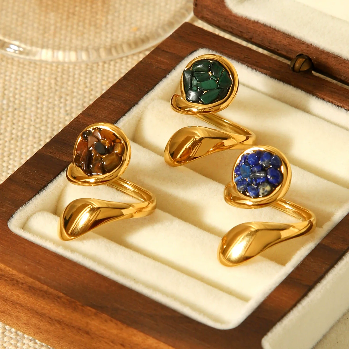 Wholesale Women's Goldplated Stainless Steel Geometric Ring Retro Jewelry - Image 2