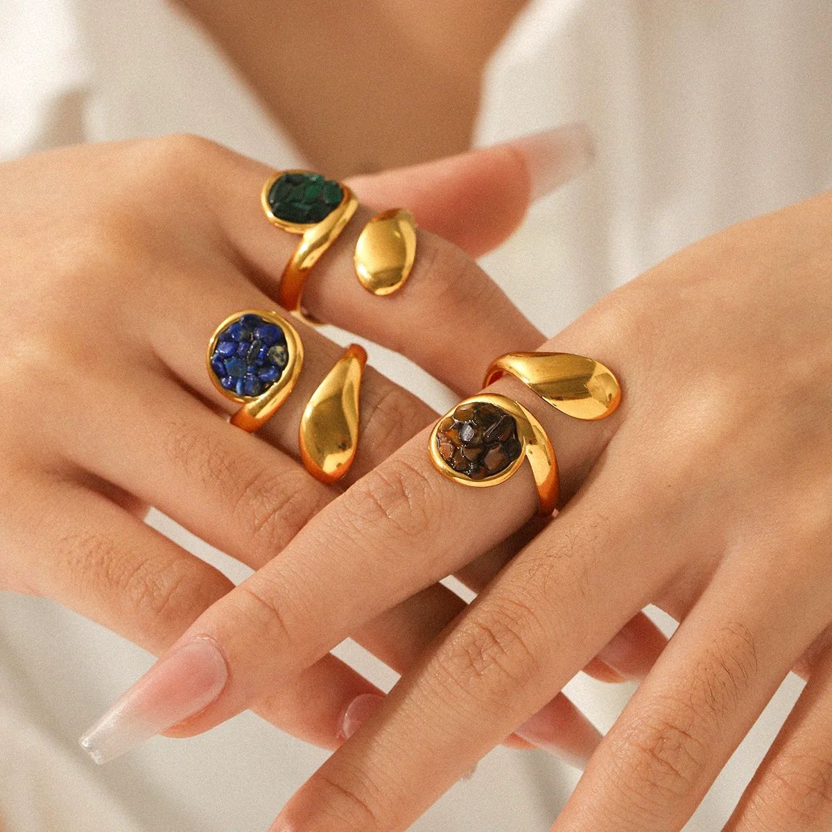 Wholesale Women's Goldplated Stainless Steel Geometric Ring Retro Jewelry - Image 3
