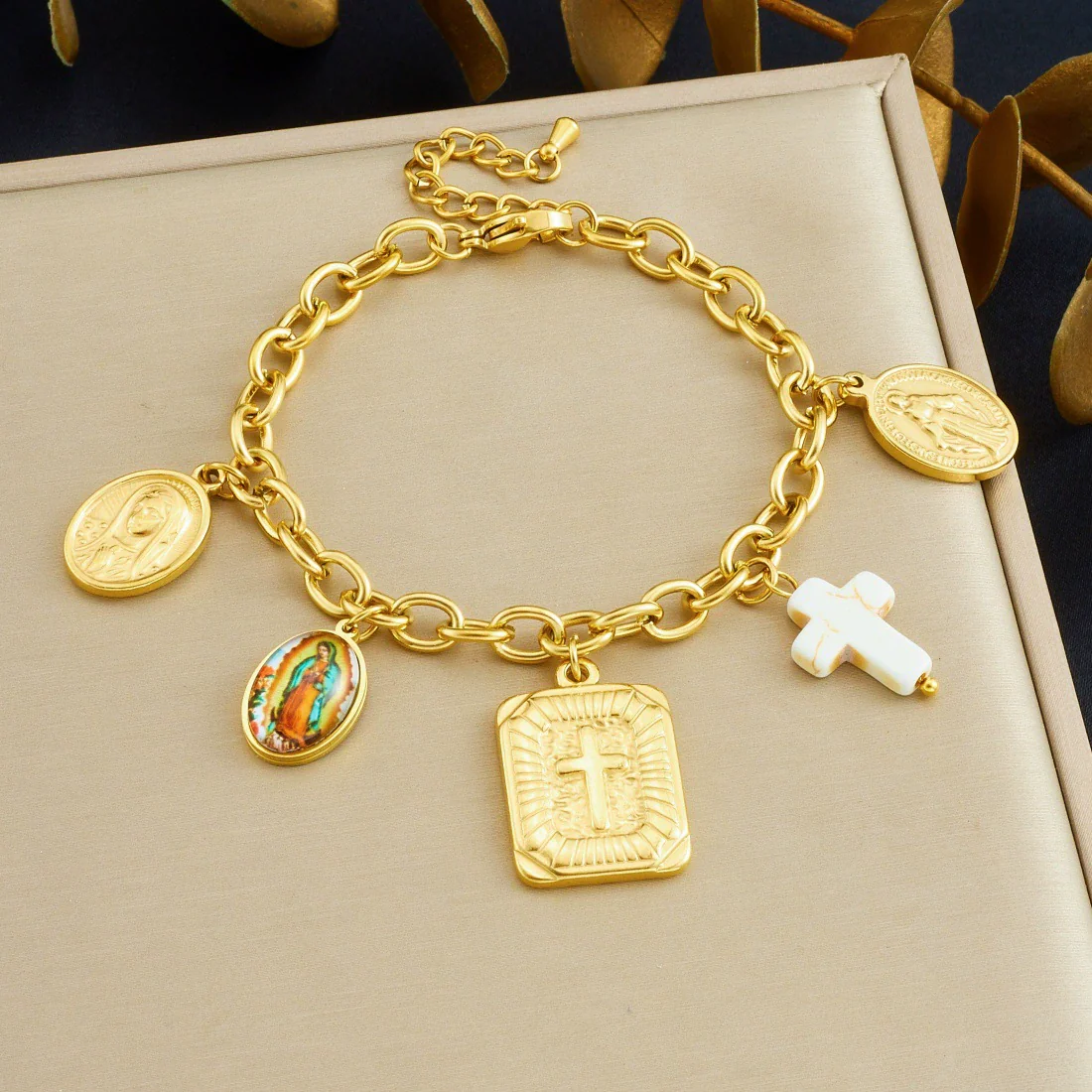 Wholesale Women's Goldplated Stainless Steel Jewelry Set With Cross Crown Roman Numerals Pattern O Word Chain - Image 7