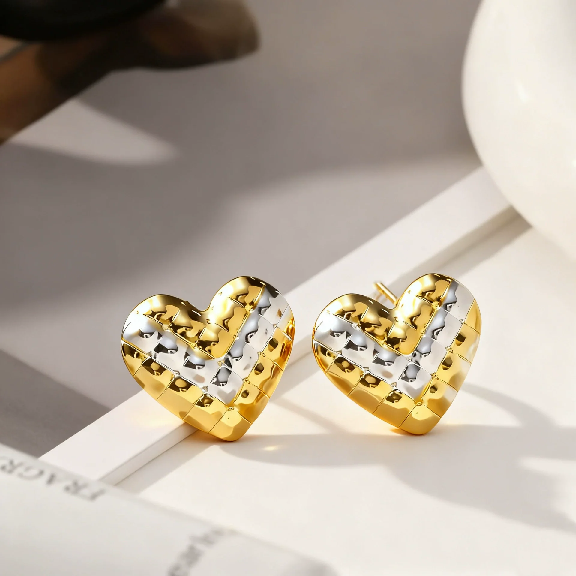 Wholesale Women's Hammered Electroplated Geometric Heart Stainless Steel Earrings Sweet And Cool Ins Style - Image 3
