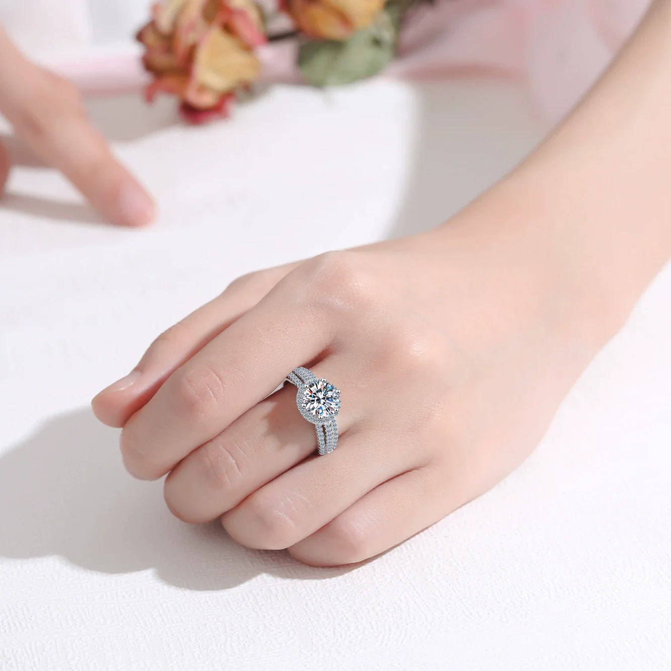 Wholesale Women's Hand Jewelry S925 Sterling Silver Geometric Moissanite Ring - Image 4