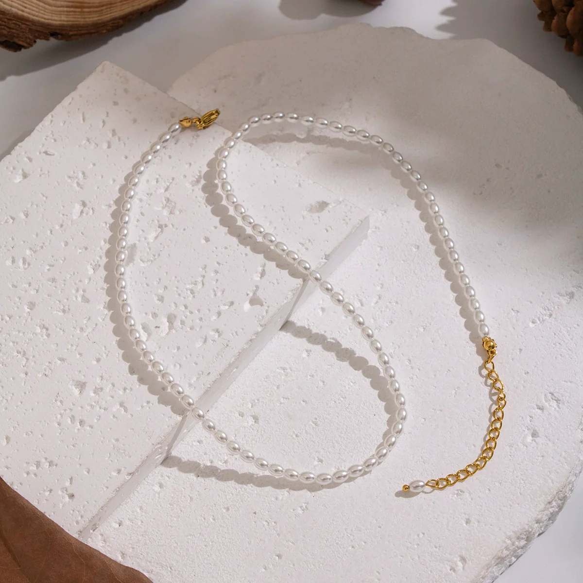Wholesale Women's Handmade Geometric Beaded Pearl Necklace With 18K Real Gold Plating In Palace And Minimalist Style - Image 4