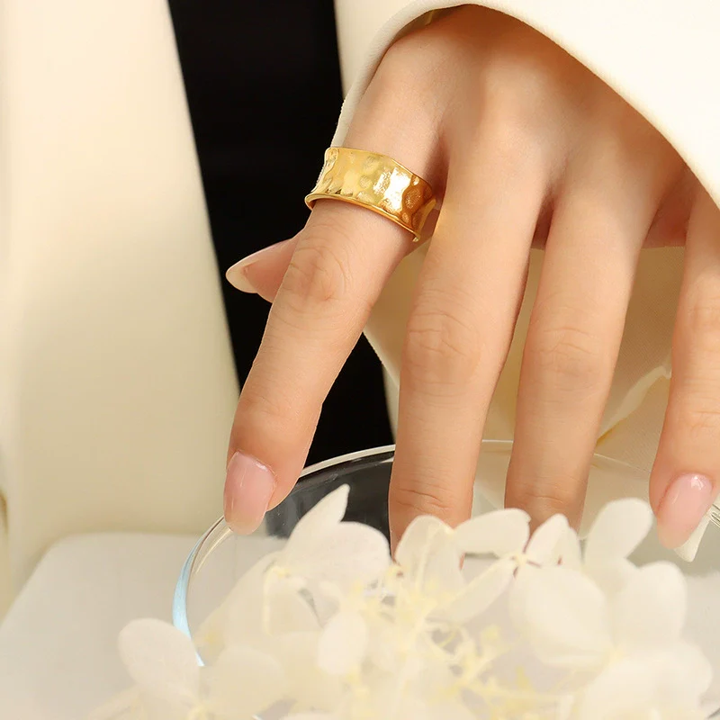 Wholesale Women's Handmade 316L Stainless Steel Gold Plated Geometric Ring With Uneven Opening Design - Image 6