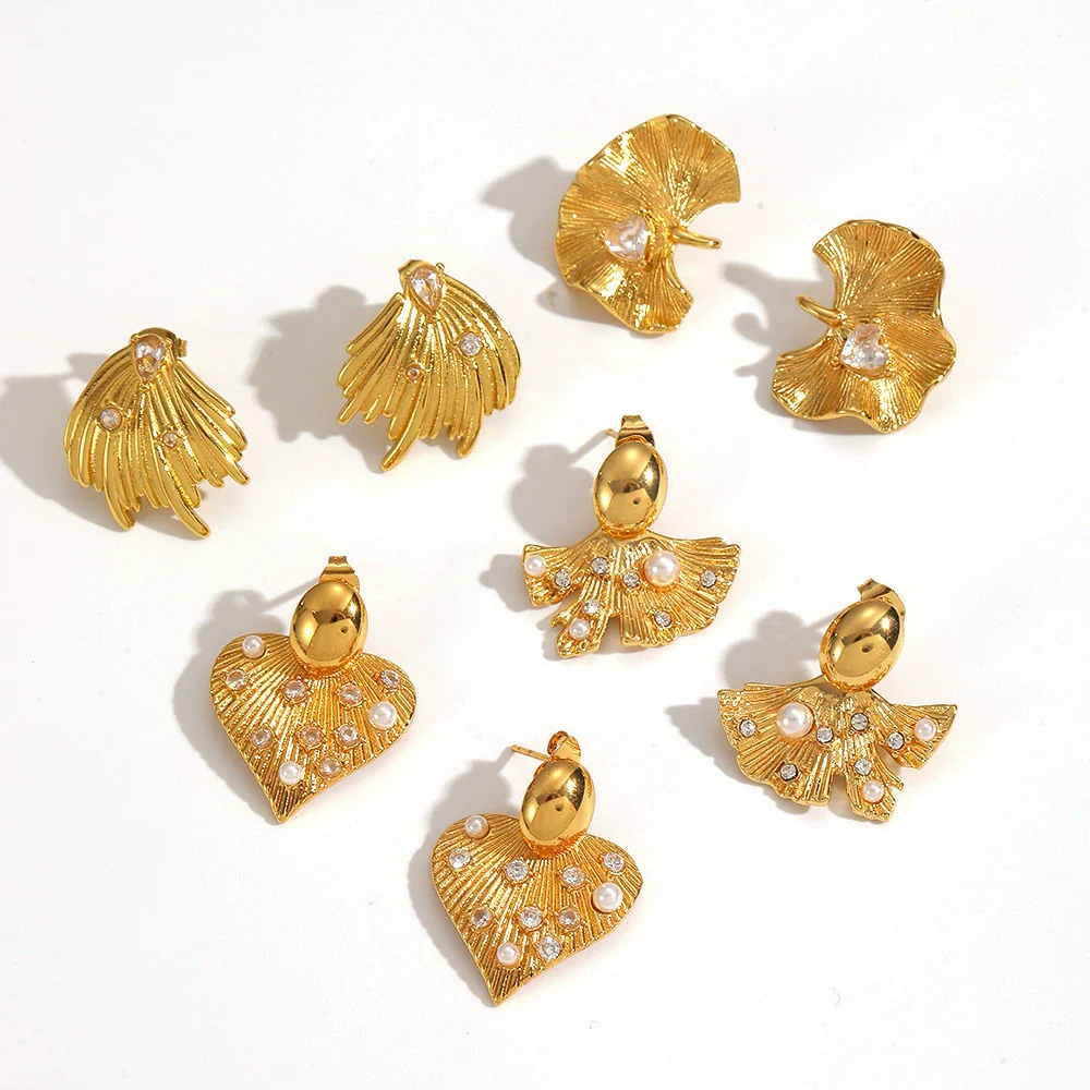 Wholesale Women's Heart Shape Geometric Stainless Steel Diamondencrusted Zircon Earrings With Pvd Furnace Vacuum Real Gold Plating - Image 4