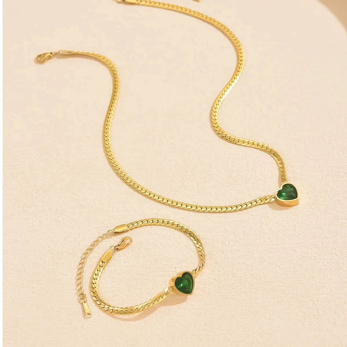 Wholesale Women's Heart Shape Stainless Steel Electroplated Love Zircon Bracelet Jewelry