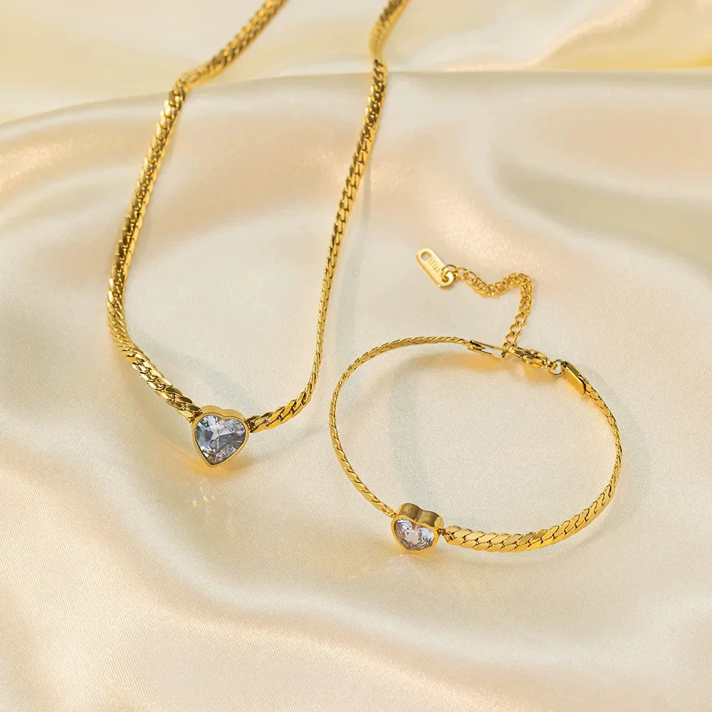 Wholesale Women's Heart Shape Stainless Steel Electroplated Love Zircon Bracelet Jewelry - Image 3
