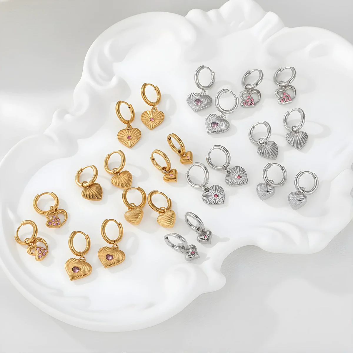 Wholesale Women's Heart Shaped Geometric Stainless Steel 18K Gold Electroplated Diamondencrusted Earrings - Image 2